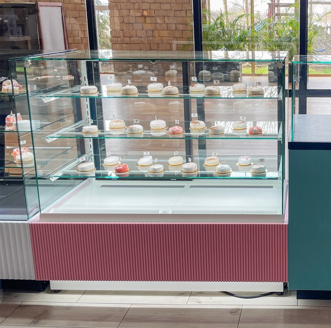 Witryna cukiernicza chłodnicza Dolce Visione 1300 W5 Bianco